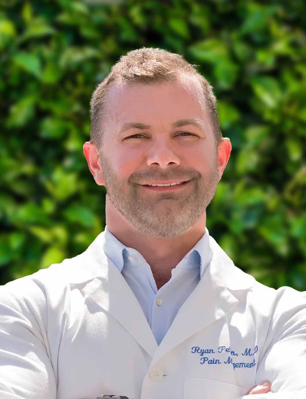 Portrait of Dr. Ryan Peterson